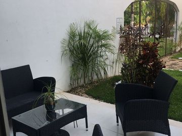 VENTA CASA, EN PLAYA DEL CARMEN, QUINTANA ROO.