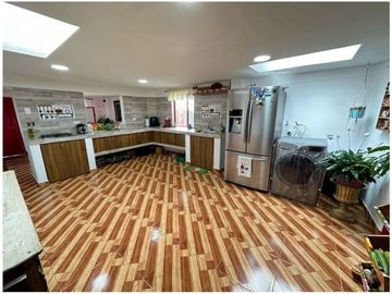 SE VENDE FINCA EN LA VIA CIRCASIA - MONTENEGRO