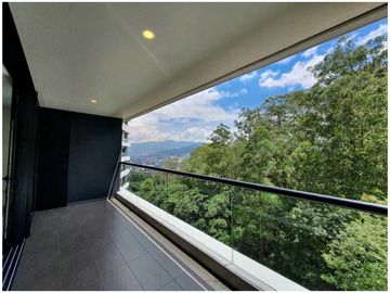 Apartamento para la venta en el Poblado