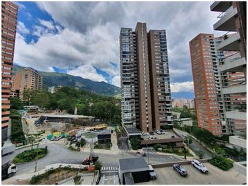 Apartamento para la venta en el Poblado