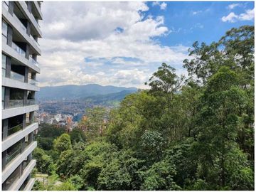 Apartamento para la venta en el Poblado