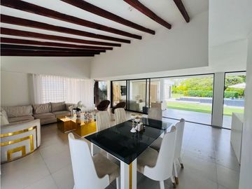 Casa campestre en venta en condominio cerrado - Rozo Palmira Valle