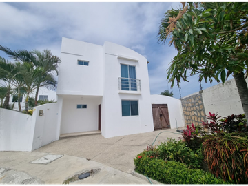 Vendo casa Ciudad Punta Carnero (Santa Elena) (MACRI)