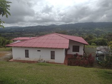 Finca Kilometro 30  Csa De Un Piso Condominio 3000.
