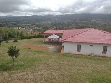 Finca Kilometro 30  Csa De Un Piso Condominio 3000.