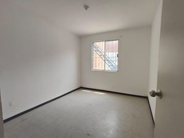 CASA EN VENTA FUENTES DE TUZAYUCA 2 NIVELES SUP 123.58 m2