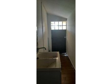 VENDO CASA EN LA CHORRERA ALTOS DEL CAMPO 3R