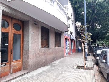 Venta hermoso PH c/dos patios excelente ubicación