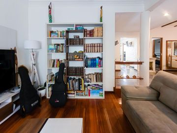 Venta Casa Boedo 4 dormitorios, jardin pileta clim