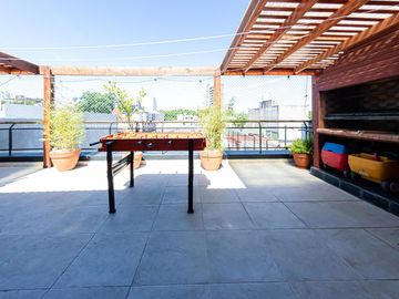 Venta Casa Boedo 4 dormitorios, jardin pileta clim