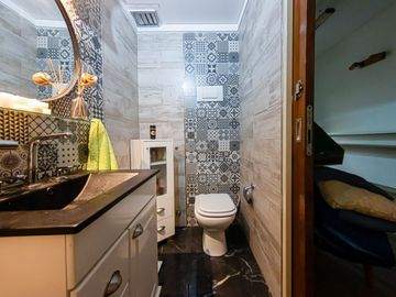 Venta Casa Boedo 4 dormitorios, jardin pileta clim
