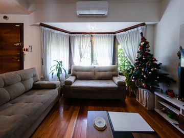 Venta Casa Boedo 4 dormitorios, jardin pileta clim