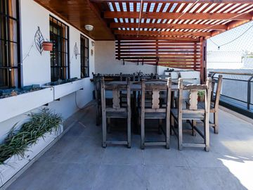 Venta Casa Boedo 4 dormitorios, jardin pileta clim