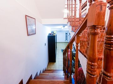 Venta Casa Boedo 4 dormitorios, jardin pileta clim