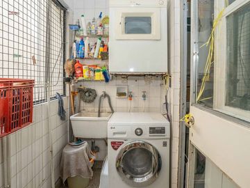 DEPTO. VENTA 4 AMB PALERMO C/ DEPENDENCIAS