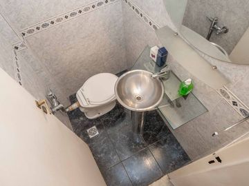 DEPTO. VENTA 4 AMB PALERMO C/ DEPENDENCIAS