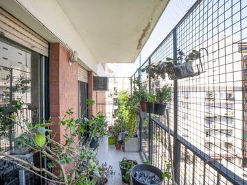 DEPTO. VENTA 4 AMB PALERMO C/ DEPENDENCIAS