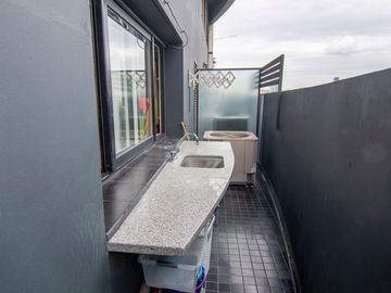VENTA DUPLEX 4 AMBIENTES - LAS CAÑITAS - C/COCHERA