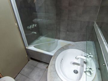 VENTA DUPLEX 4 AMBIENTES - LAS CAÑITAS - C/COCHERA