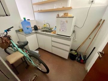 VENTA PH 3 DORMITORIOS CON PATIO SECO EN EL CENTRO