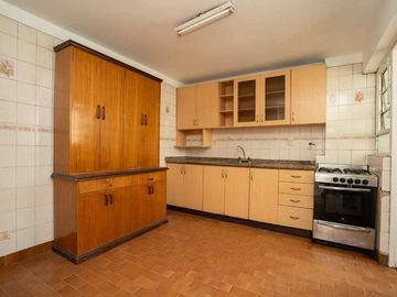 VENTA 4 AMBIENTES C/BALCÓN FLORES APTO CREDITO