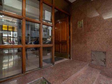VENTA 4 AMBIENTES C/BALCÓN FLORES APTO CREDITO