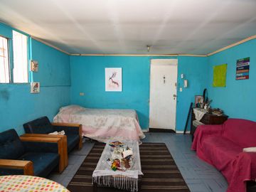 Casa patrimonial de conservación histórica  de tres pisos y 6 departamentos independientes
