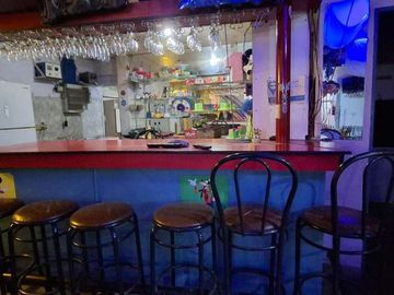 Venta casa 7 ambientes + local en Glew