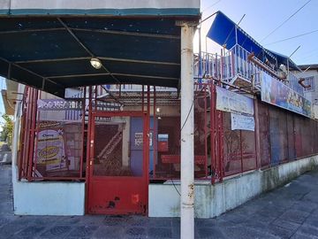 Venta casa 7 ambientes + local en Glew