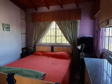 Venta casa 7 ambientes + local en Glew