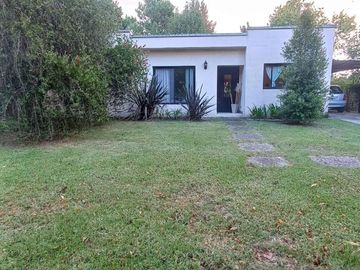 VENTA DE CASA 4 AMB SAN ISIDRO LABRADOR 1 PLANTA