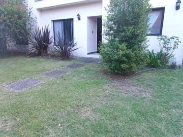 VENTA DE CASA 4 AMB SAN ISIDRO LABRADOR 1 PLANTA