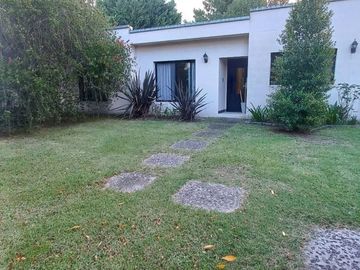 VENTA DE CASA 4 AMB SAN ISIDRO LABRADOR 1 PLANTA