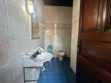 CASA PARA DESARROLLO / CONSULTORIO EN CENTRO