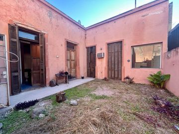 CASA PARA DESARROLLO / CONSULTORIO EN CENTRO