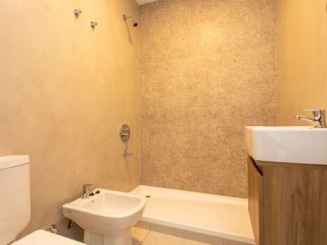 DUPLEX A ESTRENAR 3 AMB PALOMAR, COCHERA, PATIO