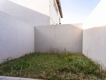 DUPLEX A ESTRENAR 3 AMB PALOMAR, COCHERA, PATIO