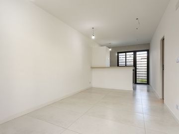 DUPLEX A ESTRENAR 3 AMB PALOMAR, COCHERA, PATIO