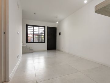 DUPLEX A ESTRENAR 3 AMB PALOMAR, COCHERA, PATIO