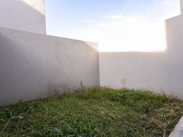 DUPLEX A ESTRENAR 3 AMB PALOMAR, COCHERA, PATIO