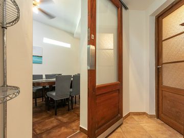 VENTA CASA 3 AMBIENTES CON TRES TERRAZAS Permuta