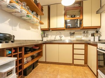 VENTA CASA 3 AMBIENTES CON TRES TERRAZAS Permuta