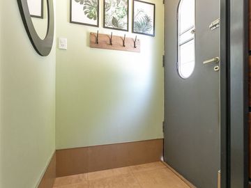 VENTA CASA 3 AMBIENTES CON TRES TERRAZAS Permuta