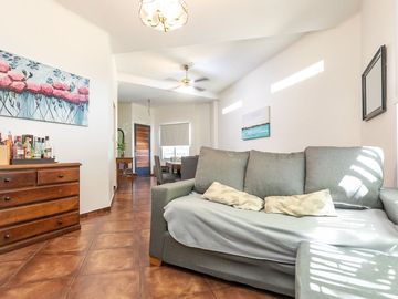 VENTA CASA 3 AMBIENTES CON TRES TERRAZAS Permuta