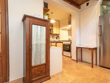 VENTA CASA 3 AMBIENTES CON TRES TERRAZAS Permuta