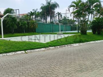 Venta de Casa con piscina en Urb. Palma Mallorca, Samborondón
