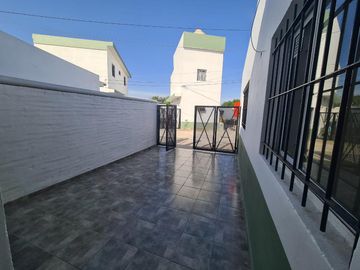 PH en venta - 1 dormitorio 1 baño - 35mts2 - Garin