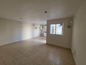 PH en venta - 1 dormitorio 1 baño - 35mts2 - Garin
