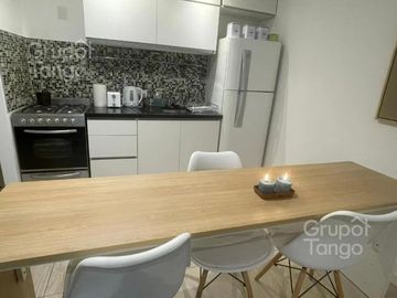 Venta Departamento Monoambiente en Recoleta Con Balcón Cochera