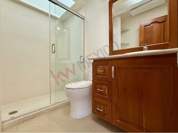 VENTA CASA EN CONDOMINIO CONJUNTO DE SOLO 2 CASAS EN COL. DEL CARMEN COYOACAN